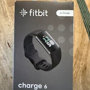 fitbit Charge 6 Fitness Tracker - Black